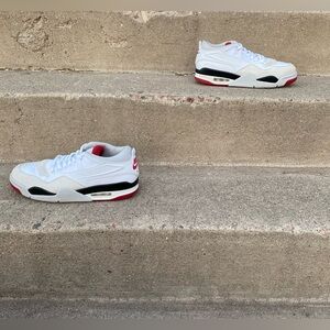Air Jordan 4 RM